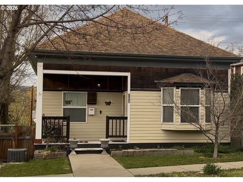 209 E 10TH ST The Dalles OR 97058