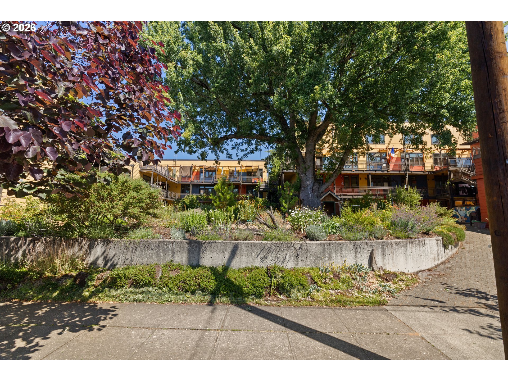 2525 N KILLINGSWORTH ST 311