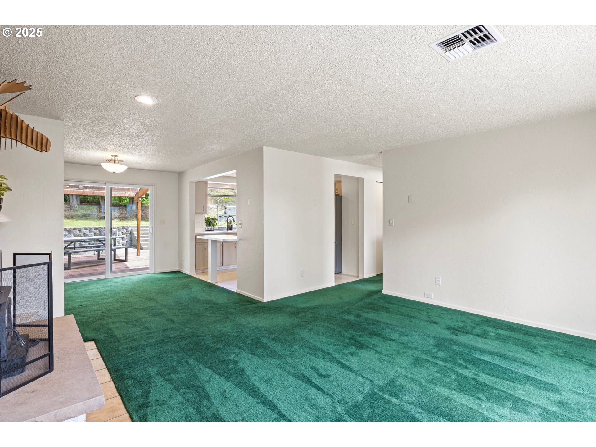 3835 ONYX ST
