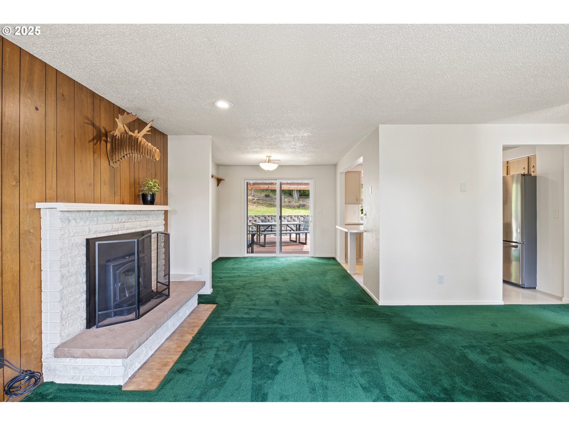 3835 ONYX ST