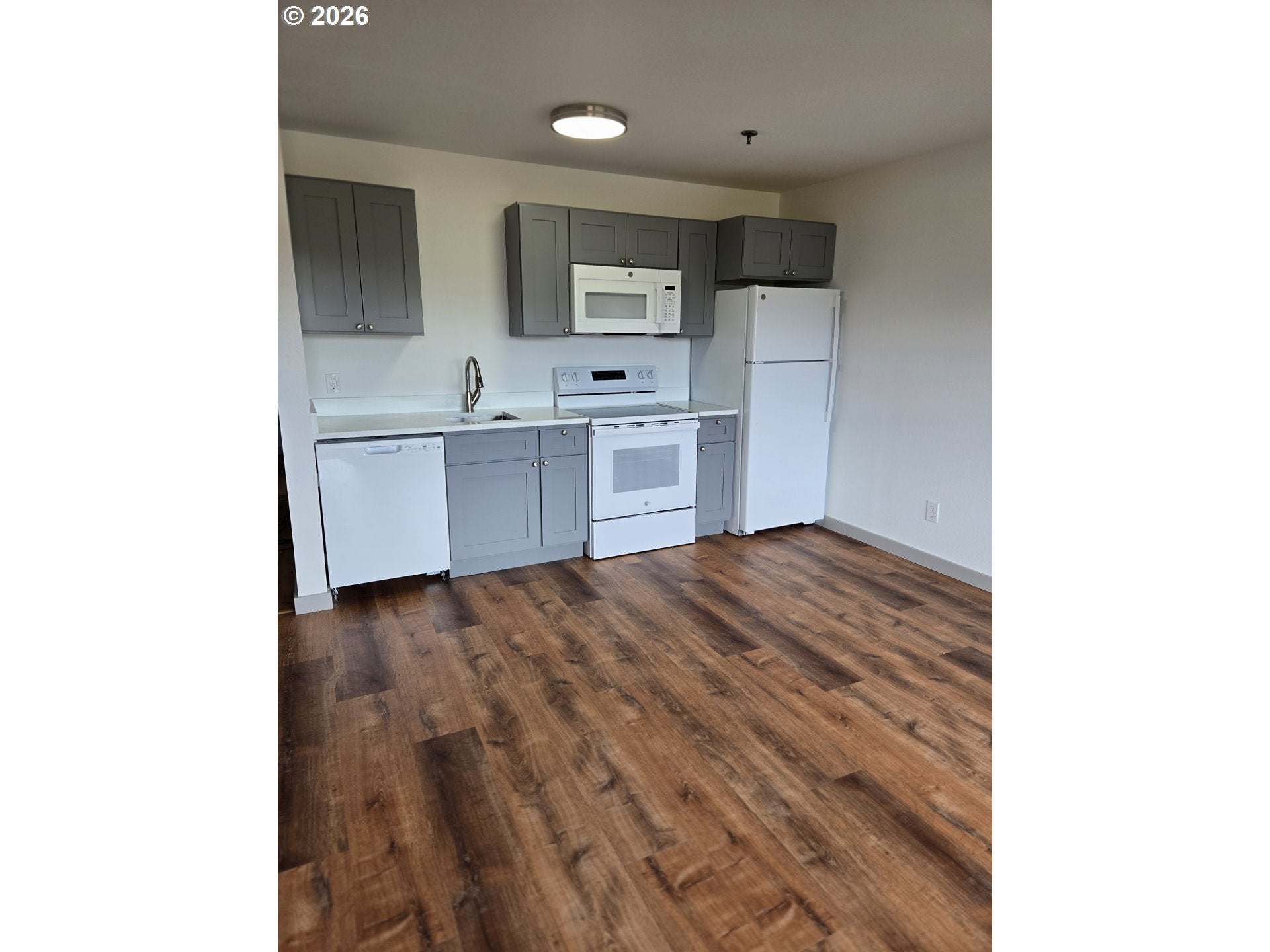 301 N 15TH ST