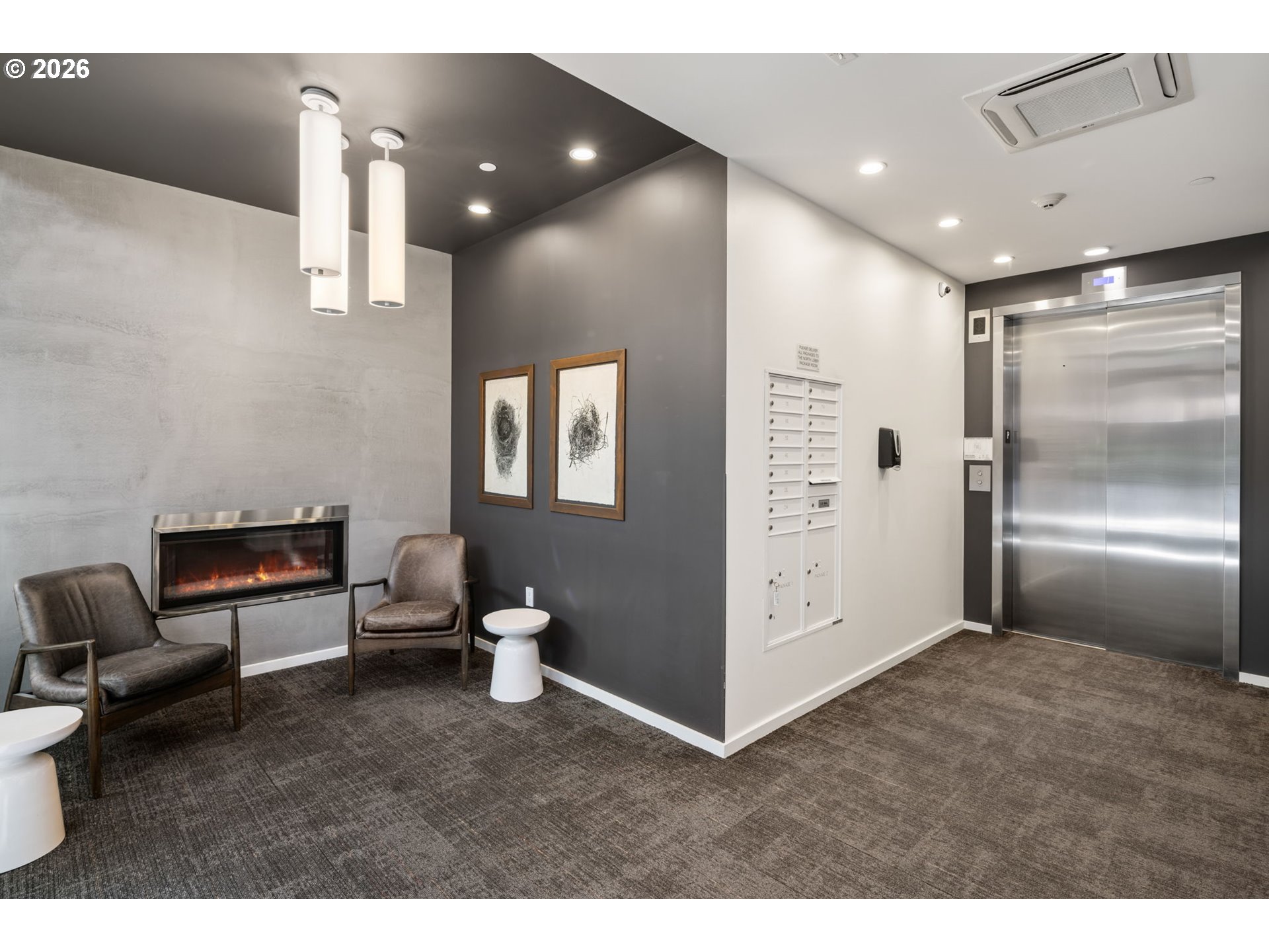 12 NE FREMONT ST 2W