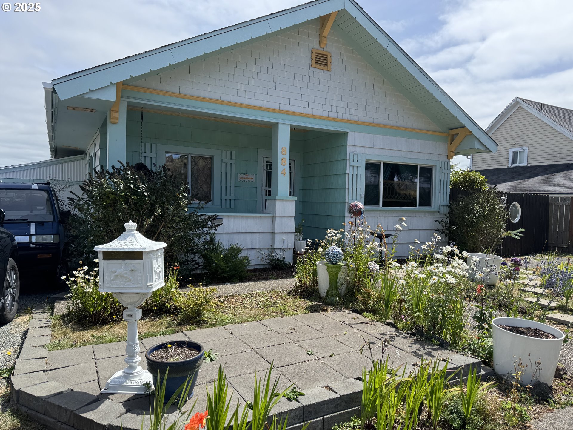 Photo 1 of 45 — 884 S 7TH ST, Coos Bay, OR 97420