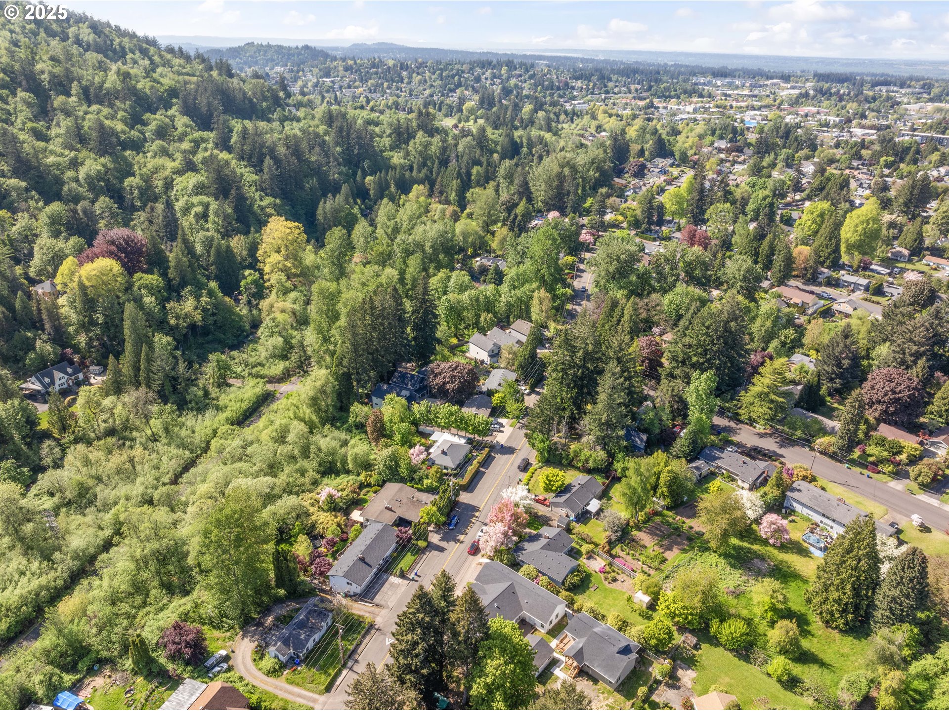 970/974 SE ROBERTS AVE