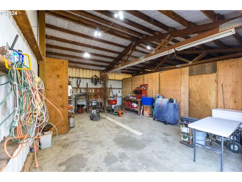 A home in Newberg