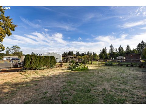 A home in Newberg