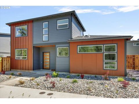 A home in Hood River