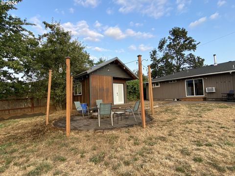 A home in Pleasant Hill