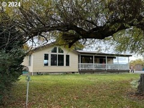 A home in Summerville