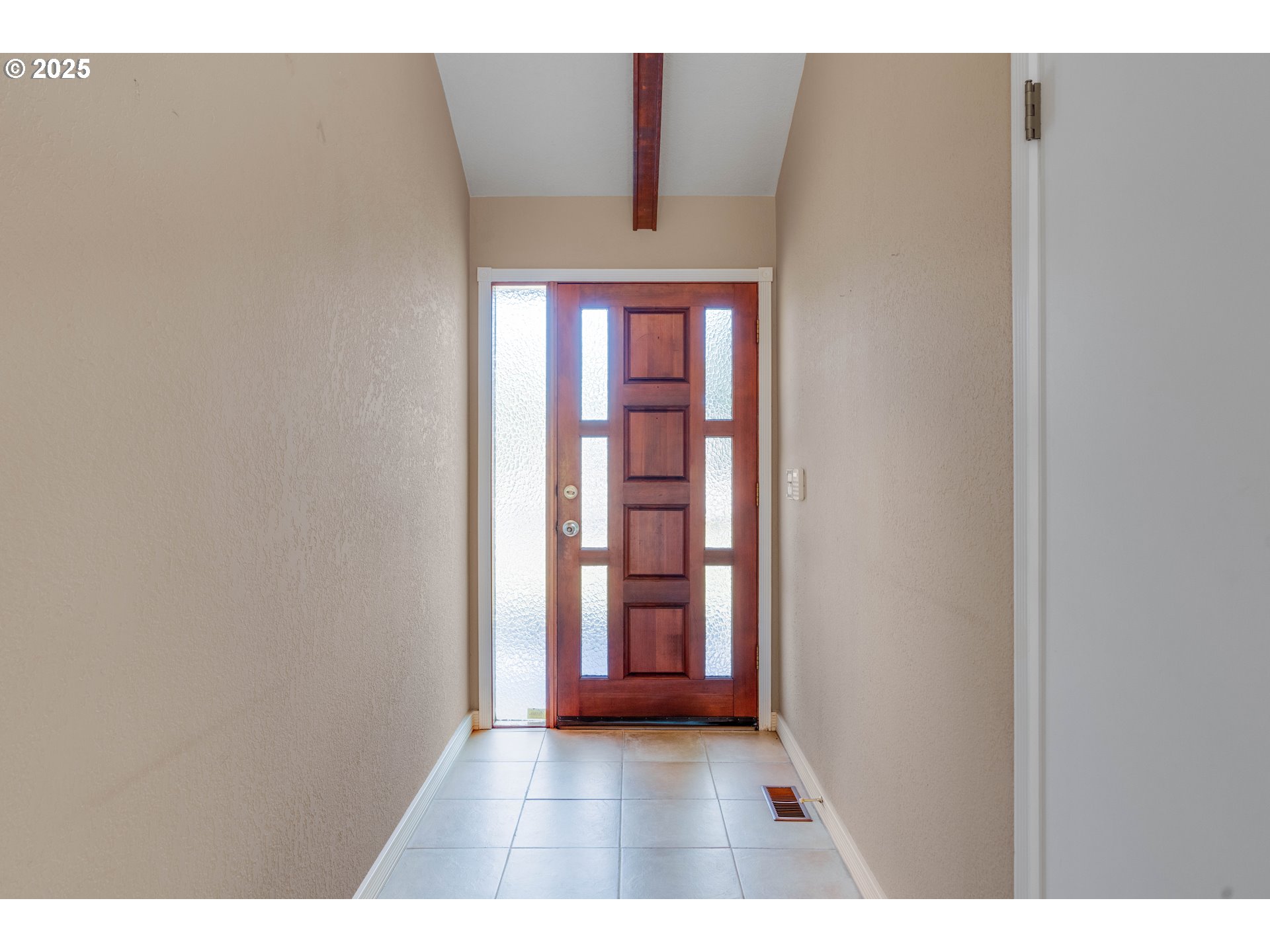 815 NE 34TH PL