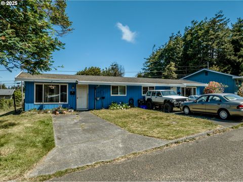 1060 PACIFIC AVE Coos Bay OR 97420