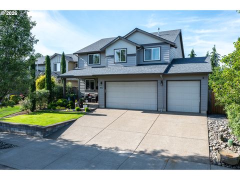 Photo of 471 Vine Ave, Woodburn, OR 97071 (MLS # 198096116)