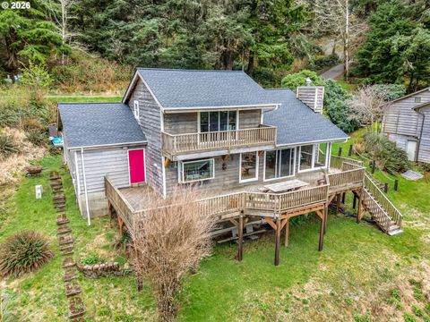 5300 S FAIRWAY RD Neskowin OR 97149