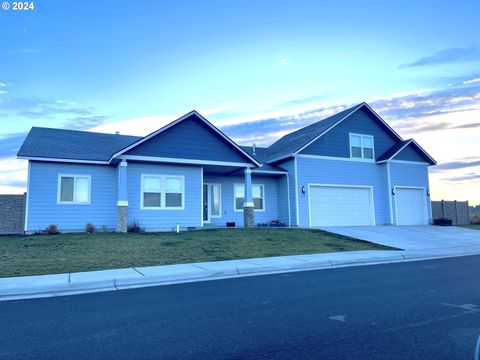 A home in Hermiston