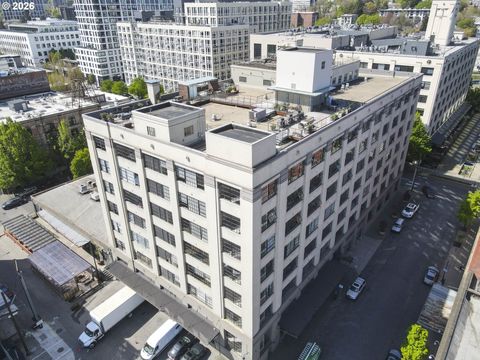 1314 NW IRVING ST 308 Portland OR 97209