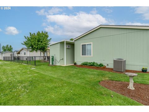 A home in McMinnville