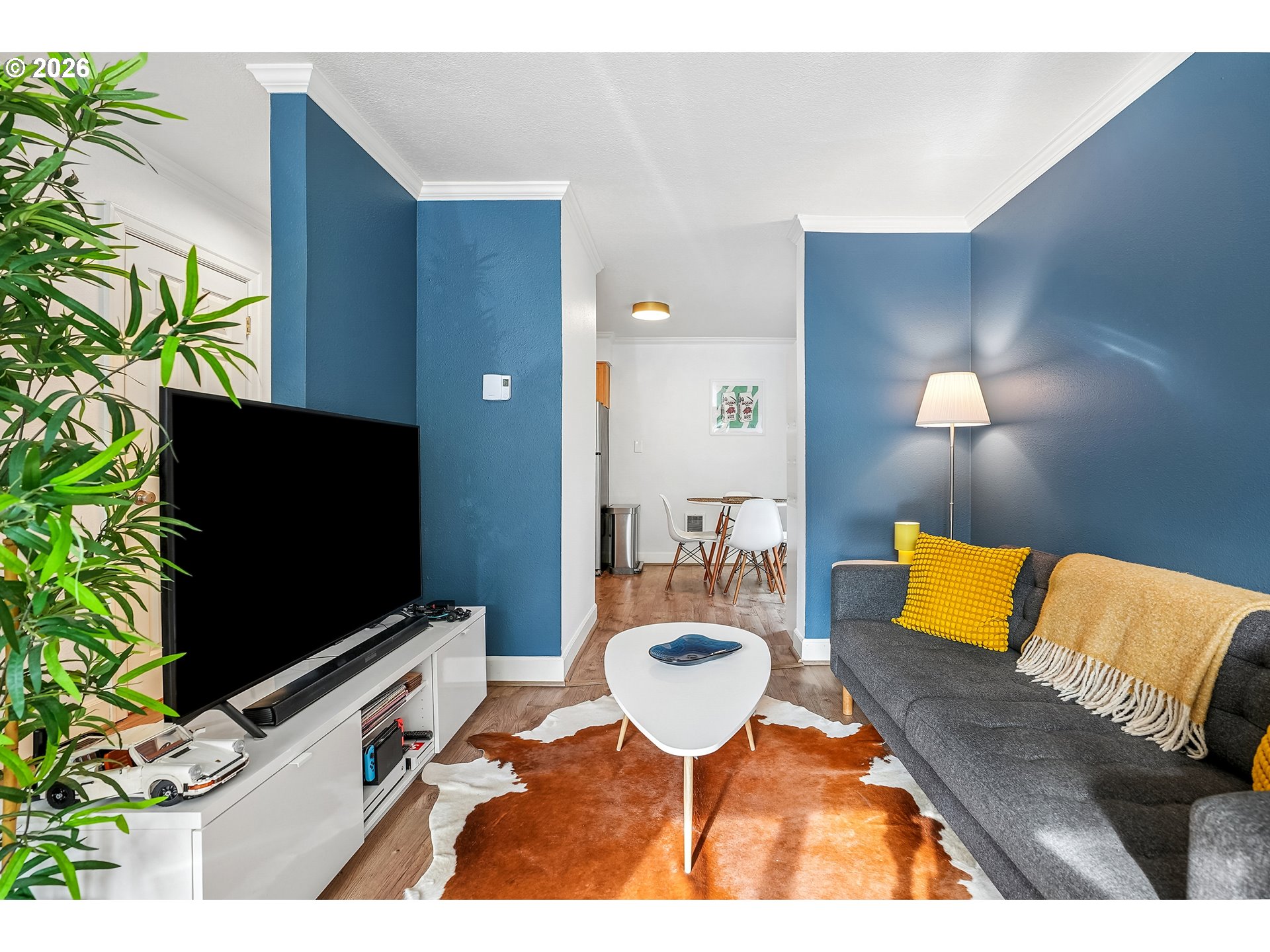 6919 N LEAVITT AVE B1