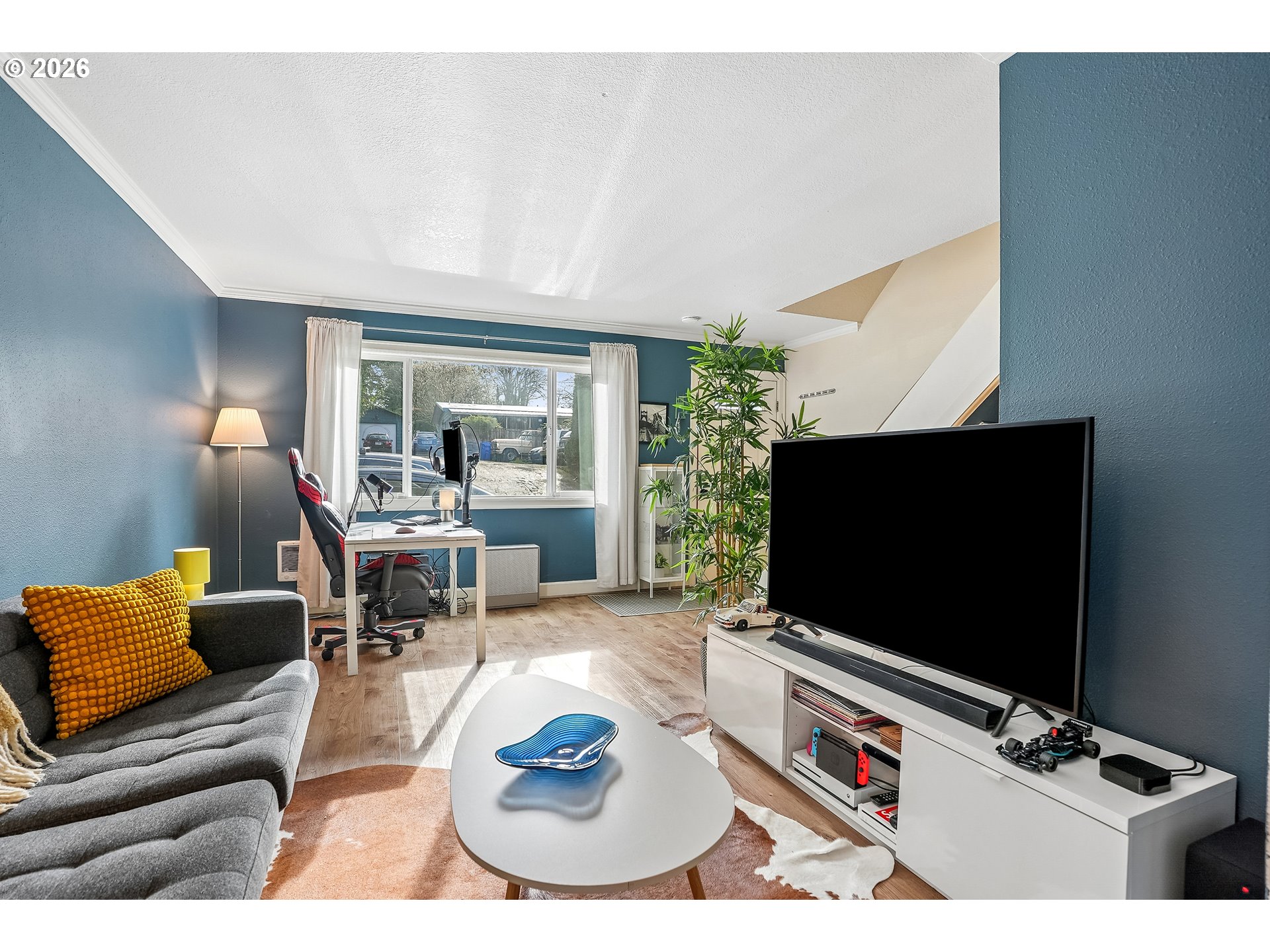 6919 N LEAVITT AVE B1