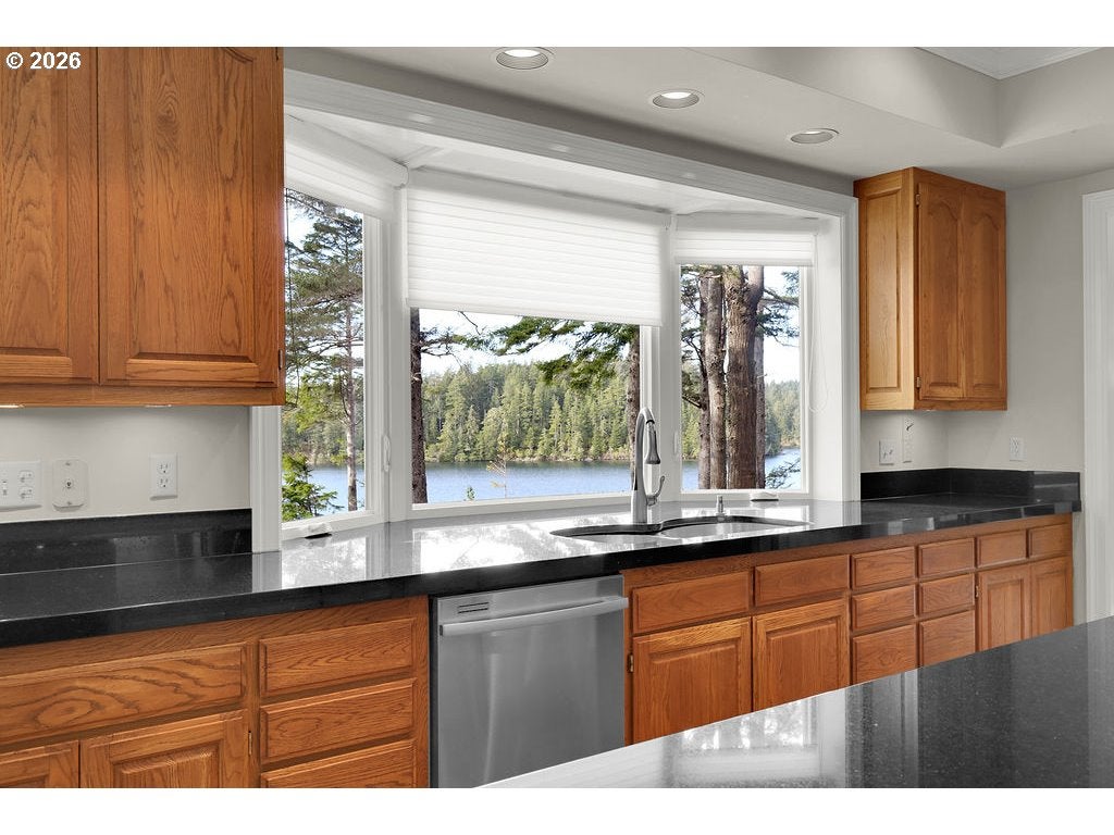 5255 Salal Ct, Florence, OR, 97439, USA, 3 Bedrooms Bedrooms, ,3 BathroomsBathrooms,Residential,Active,5255 Salal Ct,704205637