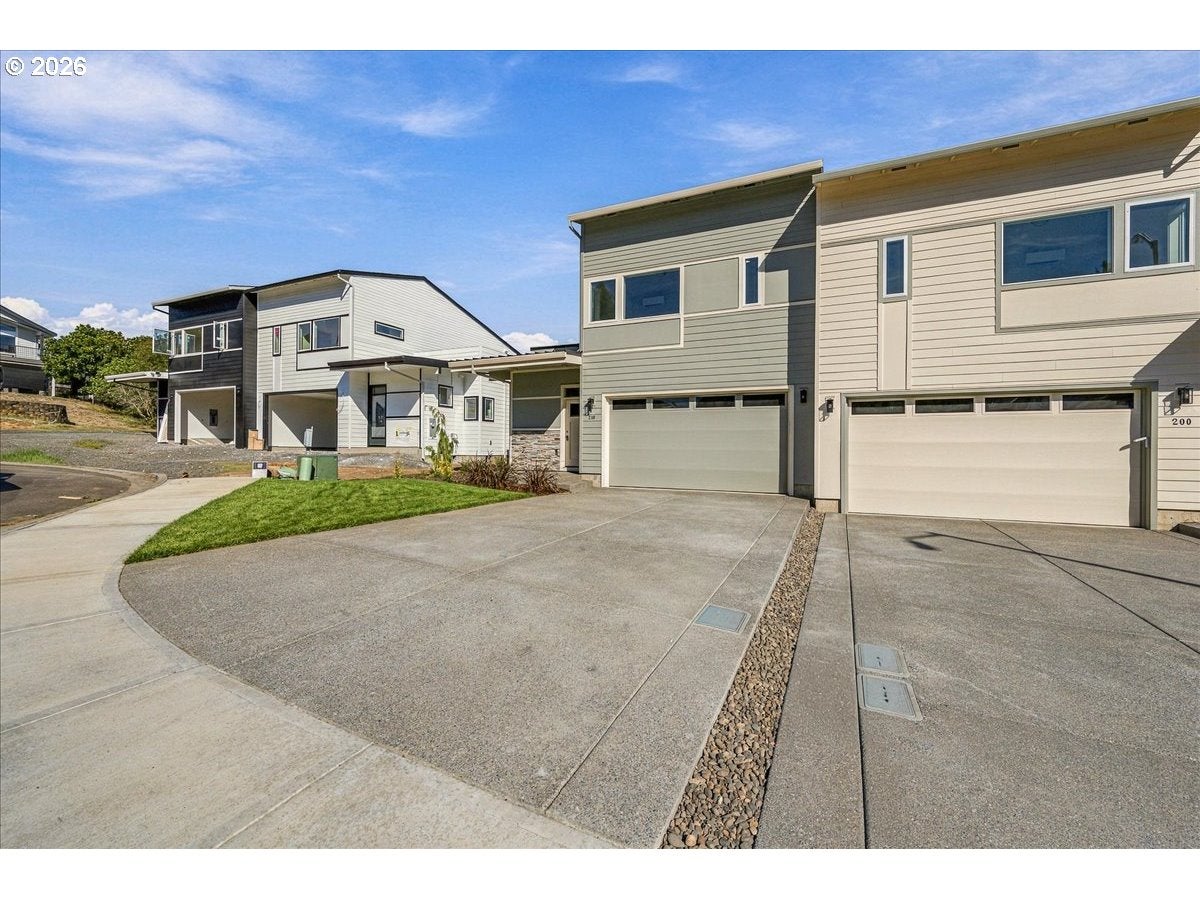 210 Black Hawk Ct.