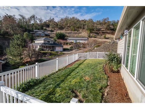 A home in Roseburg