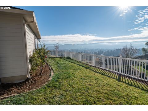 A home in Roseburg