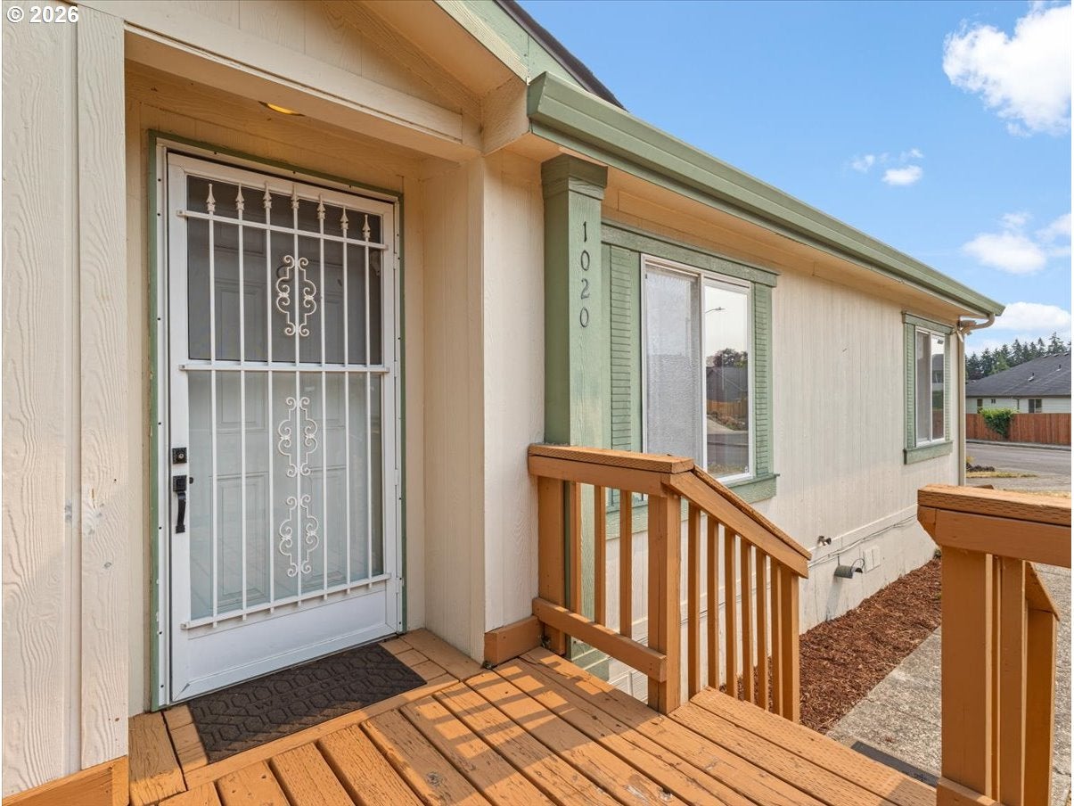 1020 NW 106TH CIR