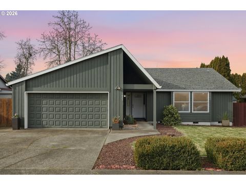 1025 S FIR CT Canby OR 97013