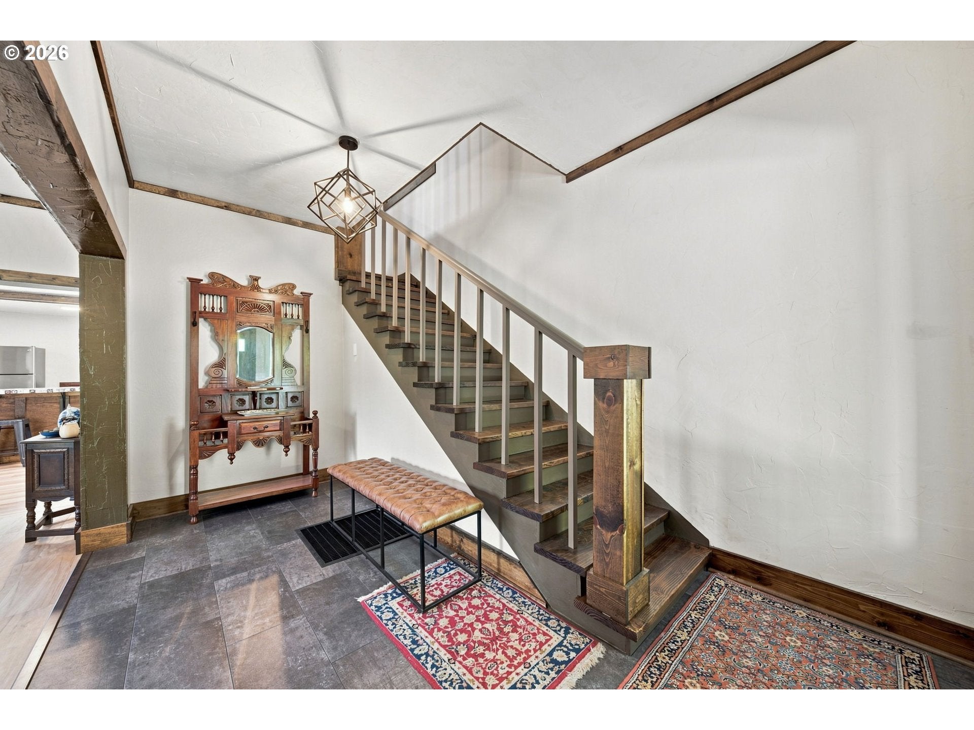 285 N 2ND ST