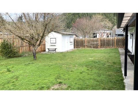 Tiny photo for 76484 Portal Dr, Oakridge, OR 97463 (MLS # 608346198)