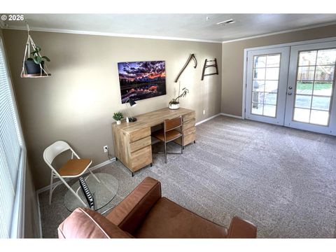 Tiny photo for 76484 Portal Dr, Oakridge, OR 97463 (MLS # 608346198)