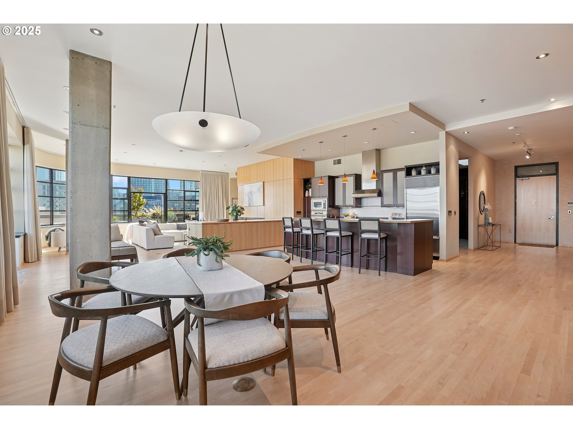 420 NW 11TH AVE 1206