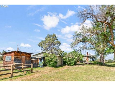 A home in Maupin