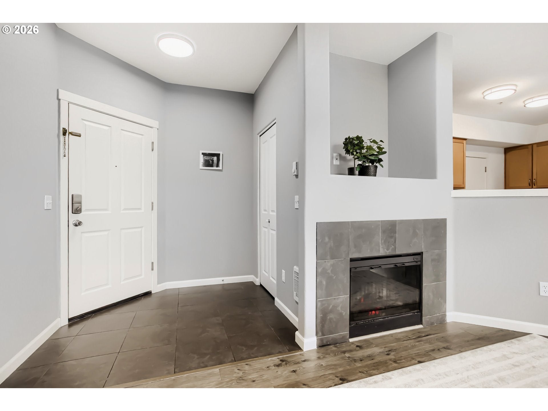645 NW FALLING WATERS LN 303