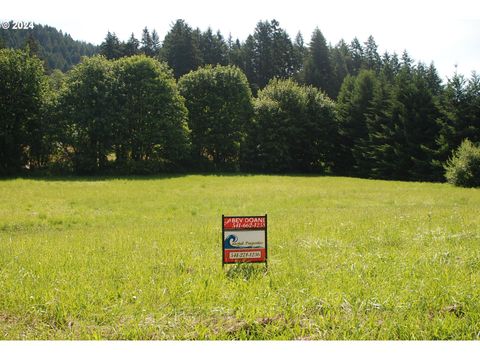 A home in Reedsport