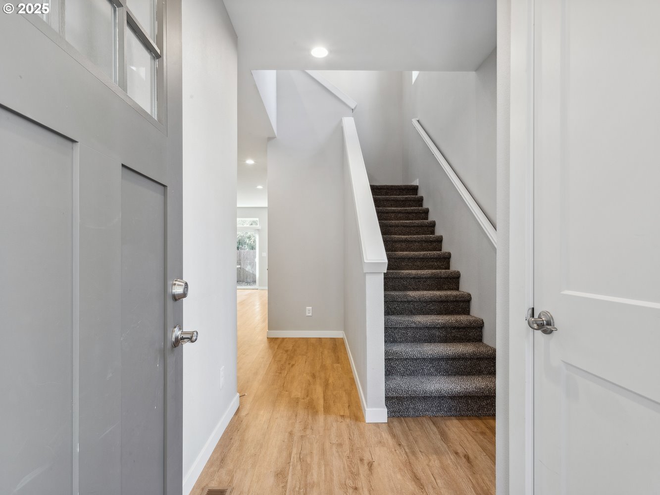 2421/2417 NE 54TH ST