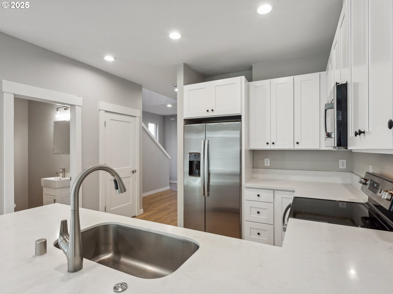 2421/2417 NE 54TH ST