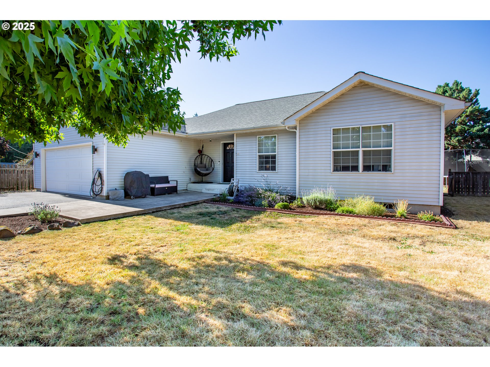 415 BUSHNELL LN