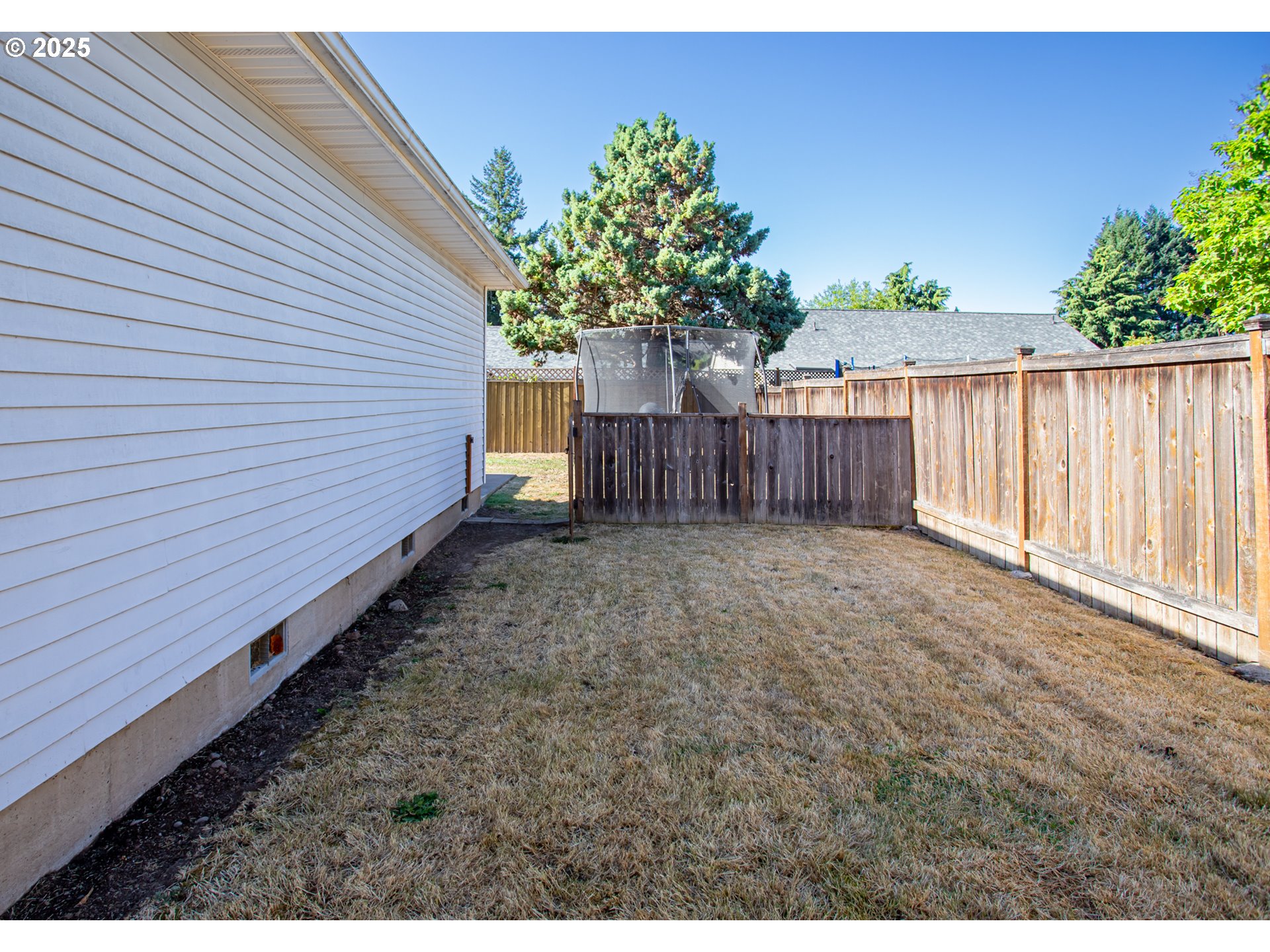 415 BUSHNELL LN