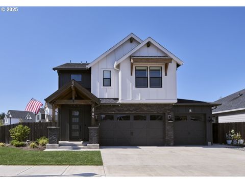 2704 SE 25TH AVE Battle Ground WA 98604