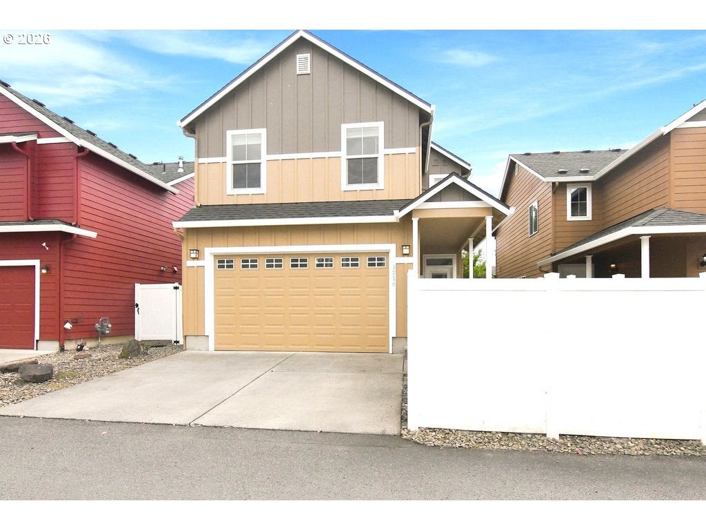 1210 SE 7TH ST