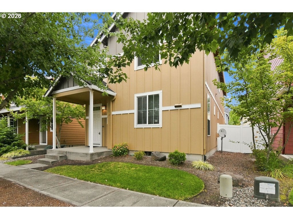 1210 SE 7TH ST
