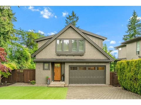 577 LAUREL ST Lake Oswego OR 97034