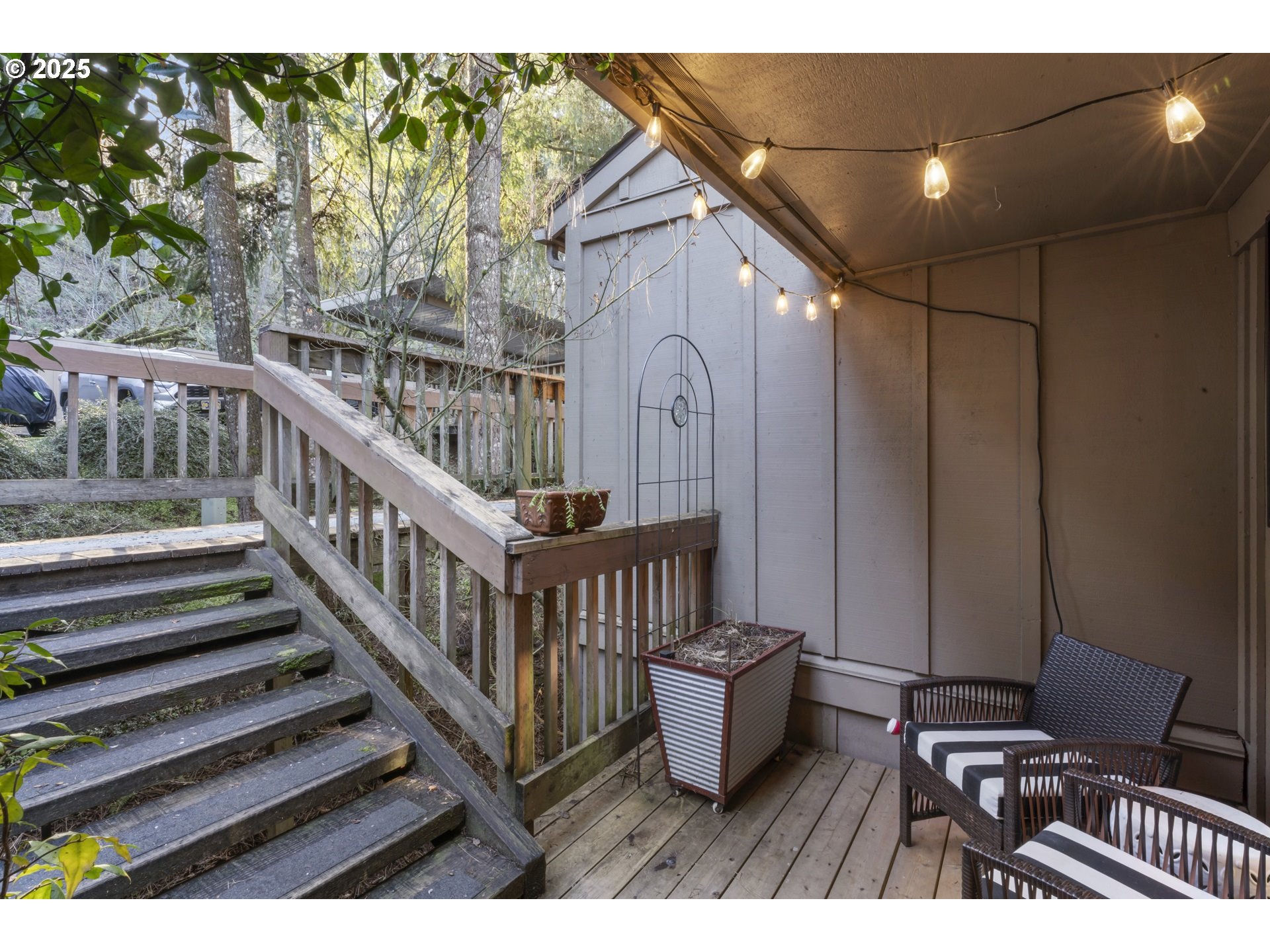 204 TRAILSIDE LOOP