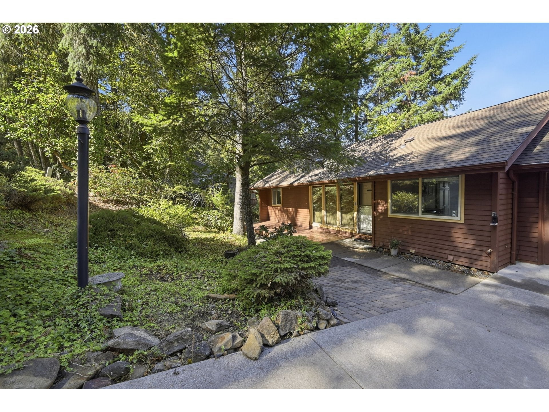 2811 TIMBERLINE DR