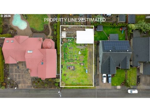 1702 NE LAUREL AVE Woodburn OR 97071