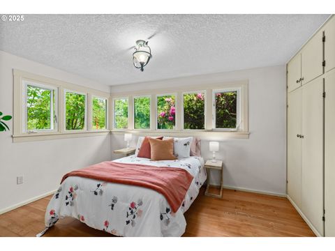 Tiny photo for 85622 Jasper Park Rd, Pleasant Hill, OR 97455 (MLS # 645276943)
