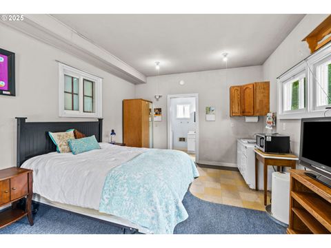 Tiny photo for 85622 Jasper Park Rd, Pleasant Hill, OR 97455 (MLS # 645276943)