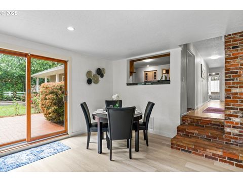 Tiny photo for 85622 Jasper Park Rd, Pleasant Hill, OR 97455 (MLS # 645276943)