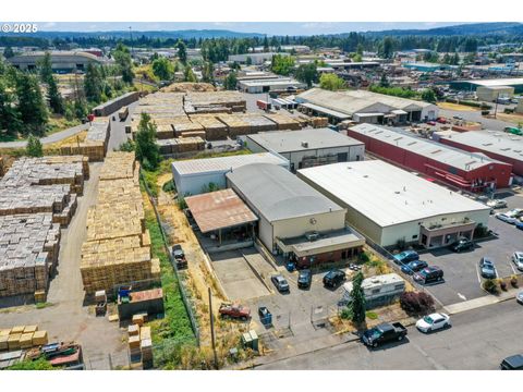 1885 ANUNSEN CT NE Salem OR 97301